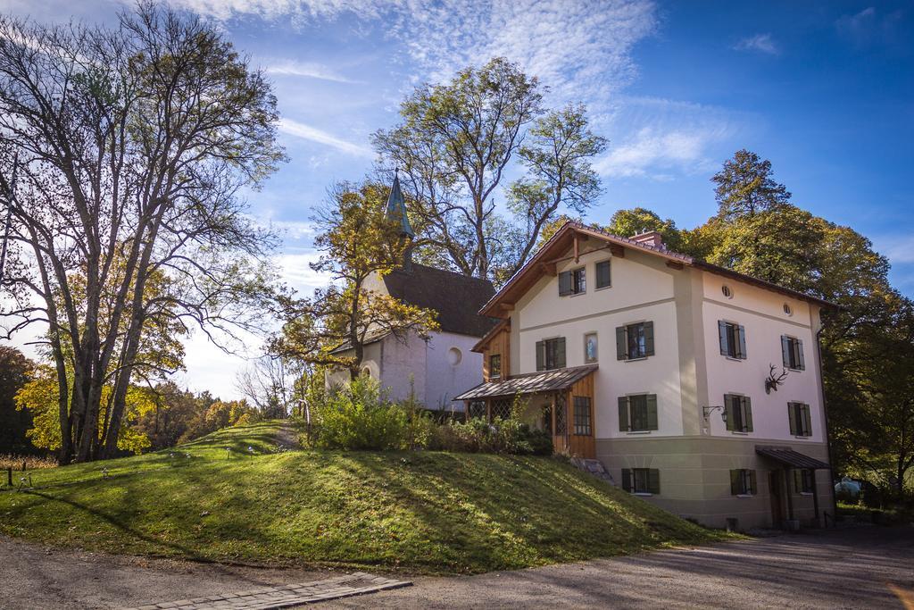 Schlossgaststatte Hohenberg Apartment Seeshaupt Exterior photo